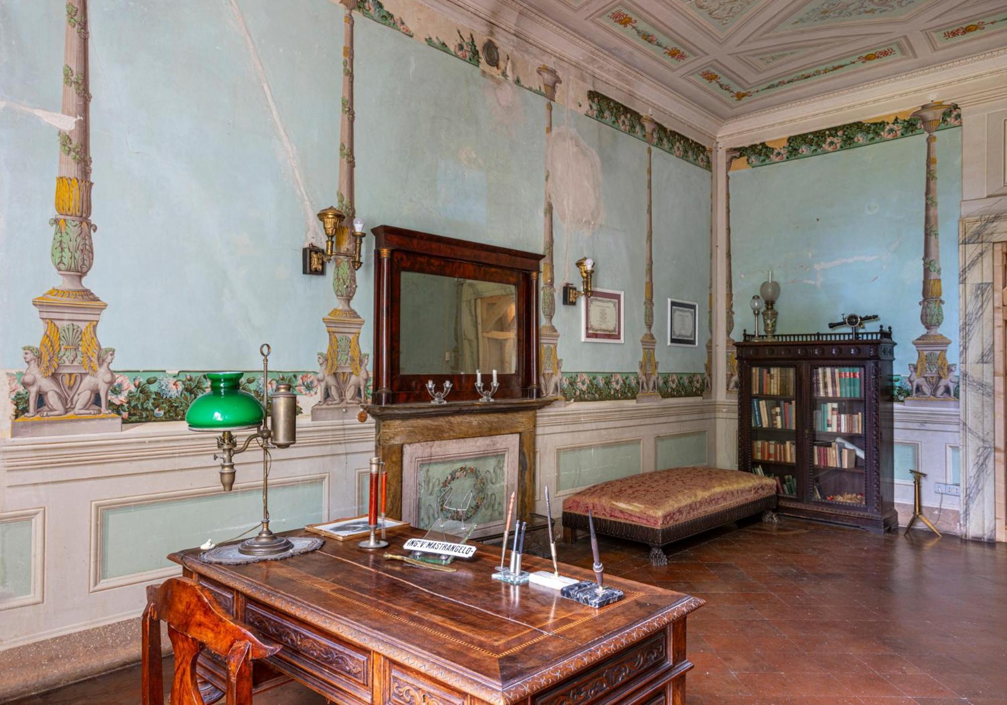 B&B In An 1800S Frescoed Villa With Panoramic Solarium And Historic Park - Villa Mastrangelo Colli del Tronto Exterior photo